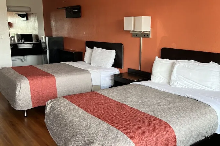Room 3 of 6