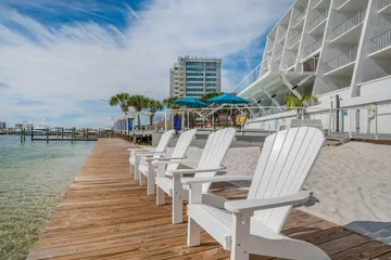 Inn on Destin Harbor an Ascend Collection Hotel