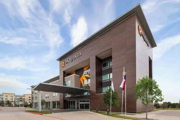 La Quinta Inn & Suites by Wyndham Austin Parmer / Tech Ridge