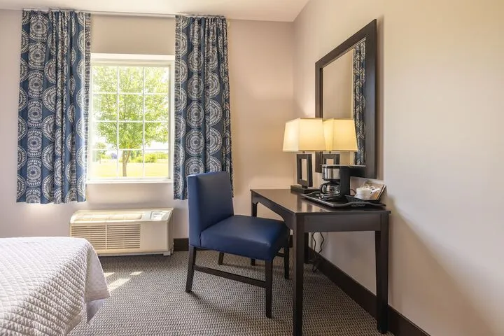 Room 2 of 46