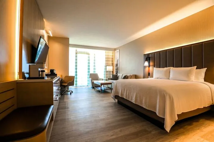 Room 5 of 26