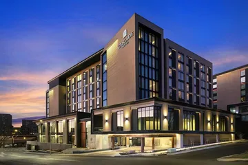 Cascade Hotel Kansas City, a Tribute Portfolio Hotel