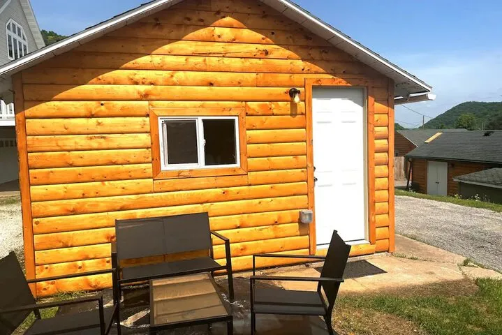 Room 3 of 11