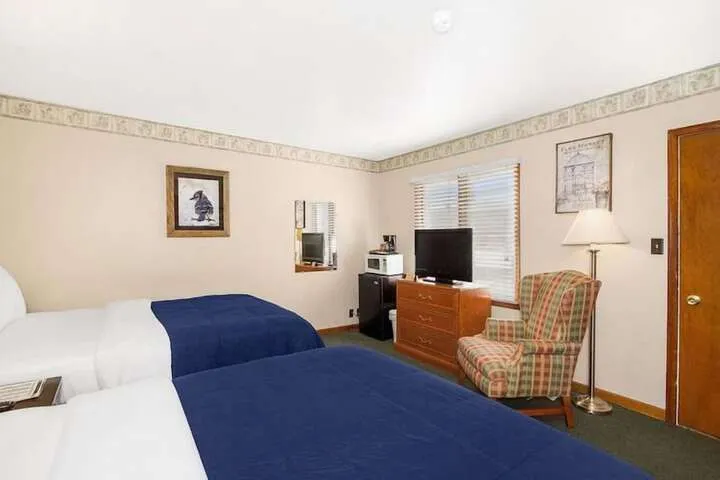 Room 2 of 11