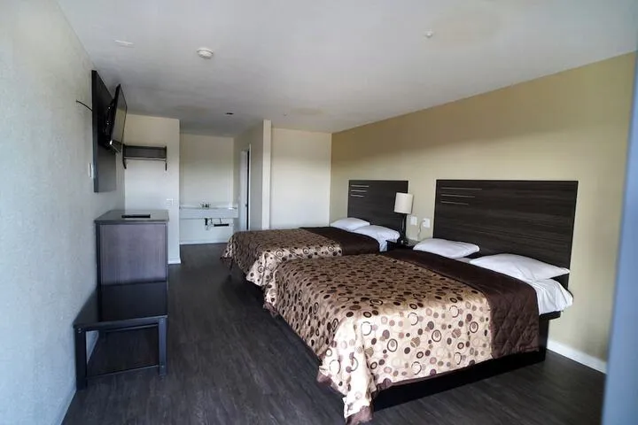 Room 3 of 13
