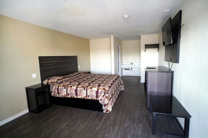 Room 2 of 13