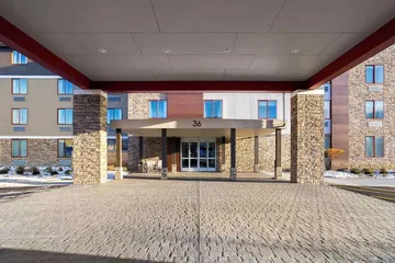 La Quinta Inn & Suites by Wyndham Williston / Burlington