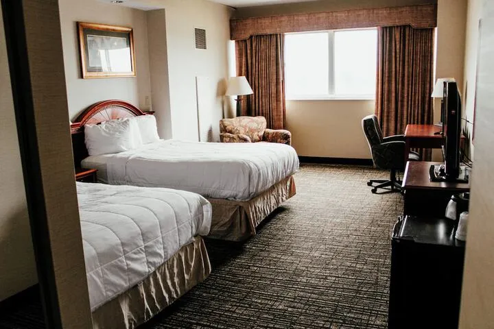 Room 2 of 17