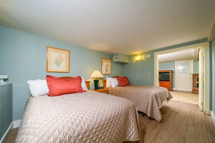Room 5 of 41