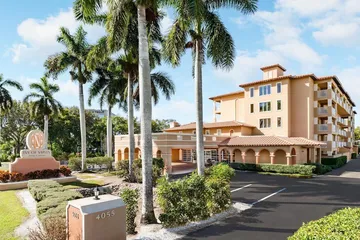 Inn of Naples Tapestry Collection by Hilton