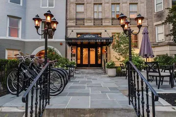 Dupont Circle Embassy Inn by FOUND