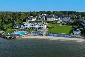 Waters Edge Resort & Spa