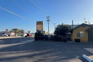 Oak Motel Modesto CA