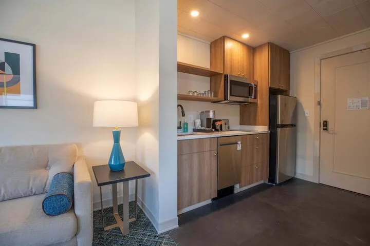 Room 5 of 39