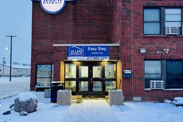 Illini Inn & Suites Hotel - Rantoul / Gifford/Champaign/Urbana