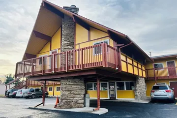 Clayton House Motel