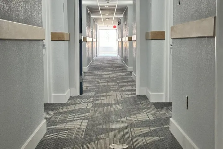 Hotel 4 of 61