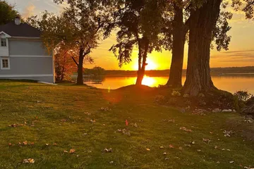 Sand Hill on the Lake