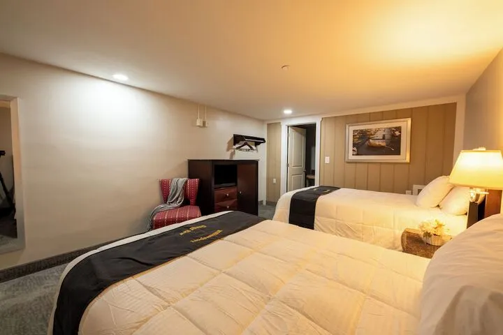 Room 3 of 17