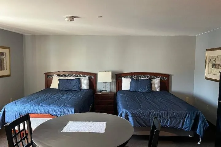 Room 4 of 19