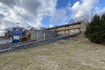 Golden Hill Inn Danbury