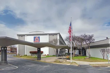 Motel 6 Mesquite TX – Town East
