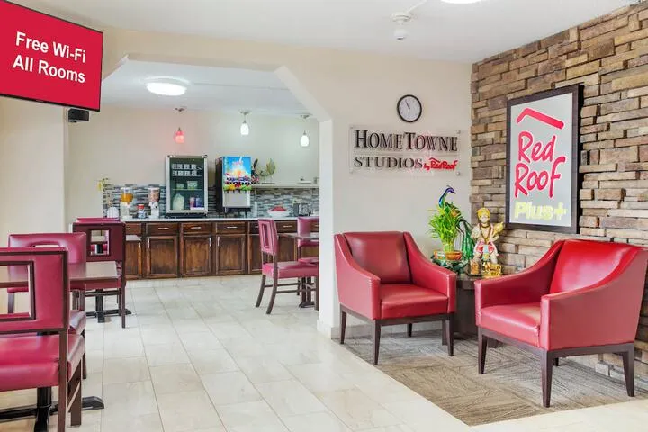 Lobby lounge