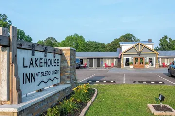 The Lakehouse Inn at Sledd Creek