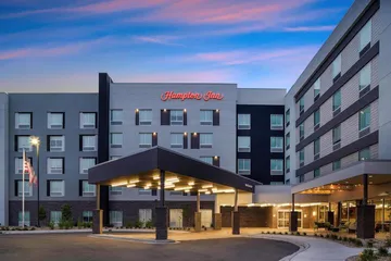 Home2 Suites Hilton Aurora Medical Center