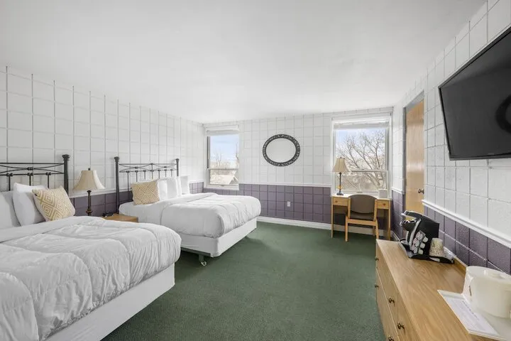Room 5 of 51