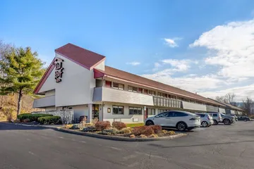 HomeTowne Studios by Red Roof Danville PA