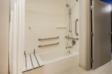 Holiday Inn Express & Suites Cushing by IHG