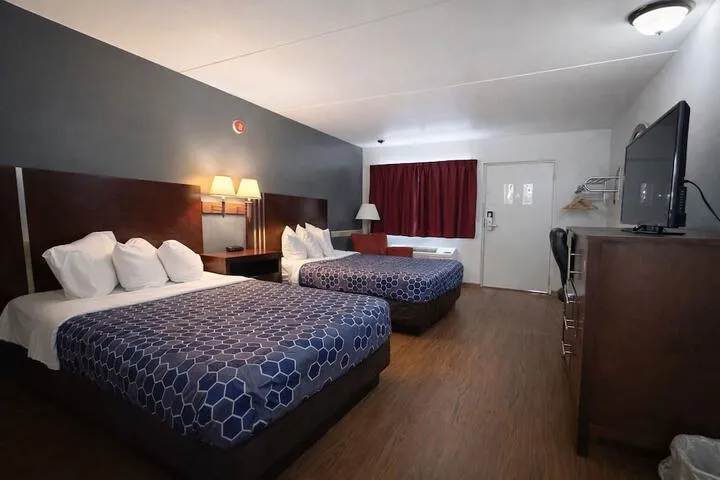 Room 5 of 22