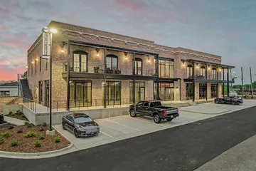 The Flying Fifty a Luxury Boutique Hotel