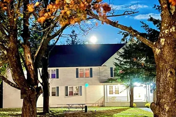 Grand Lake Hotel
