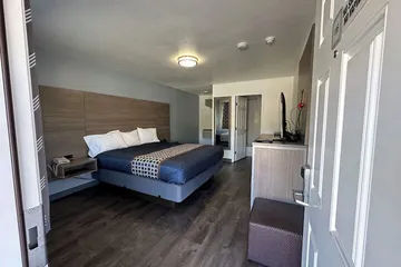 Sands Motel