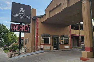 Cedar Valley Inn