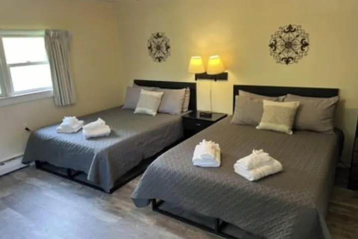 Room 2 of 26
