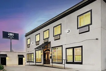 Hotel Dilley Grand