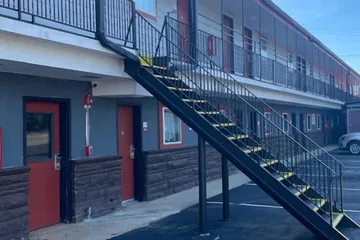 Travelers Rest Motel