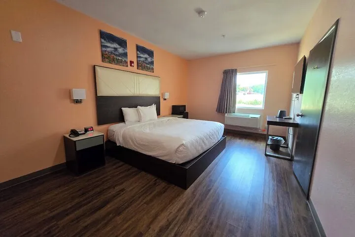 Room 2 of 17