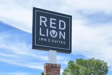 Red Lion Inn & Suites Adairsville