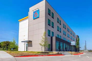 Studio 6 Austin TX - Airport