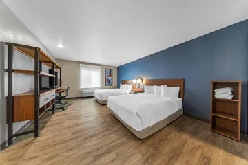 Everhome Suites Ontario Airport