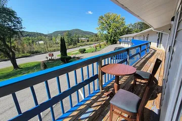 Econo Lodge Lee - Great Barrington