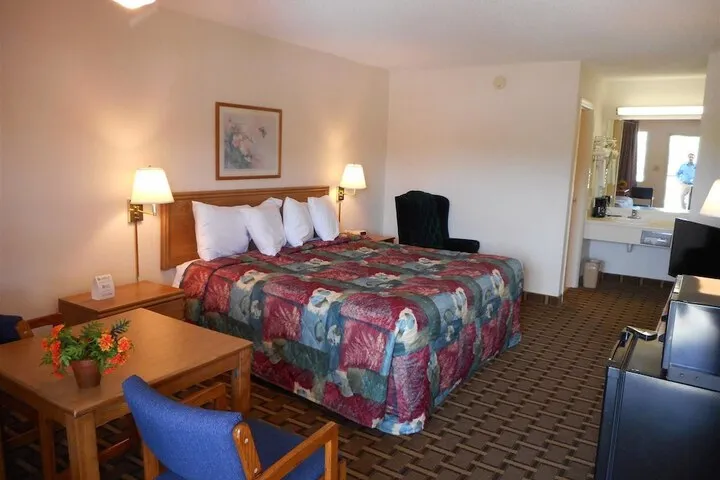 Room 2 of 11