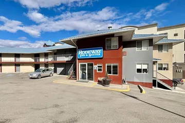 Rodeway Inn & Suites