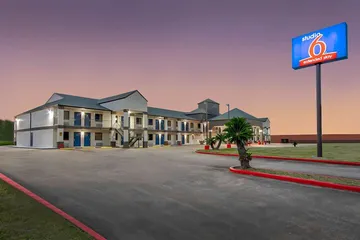 Studio 6 Texas City TX