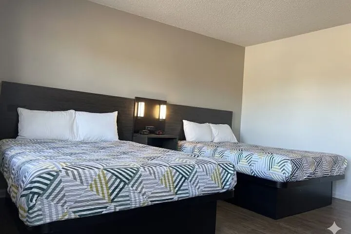 Room 5 of 38