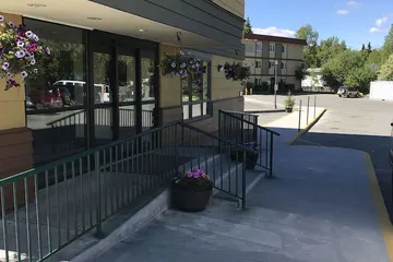 Americas Best Value Inn & Suites Anchorage Airport